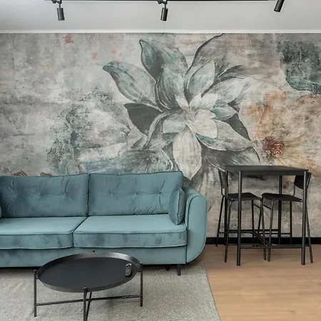 Spacious In A Quiet Area Of By Renters Apartment Poznan