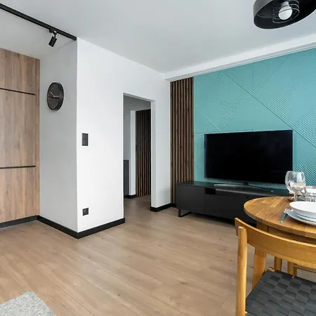 Spacious In A Quiet Area Of By Renters Apartment Poznan