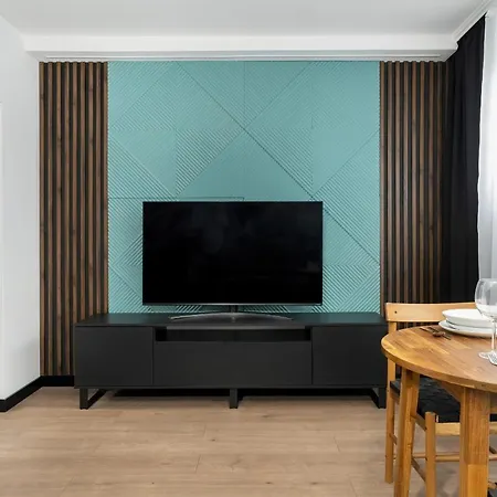 Apartament Spacious In A Quiet Area Of By Renters